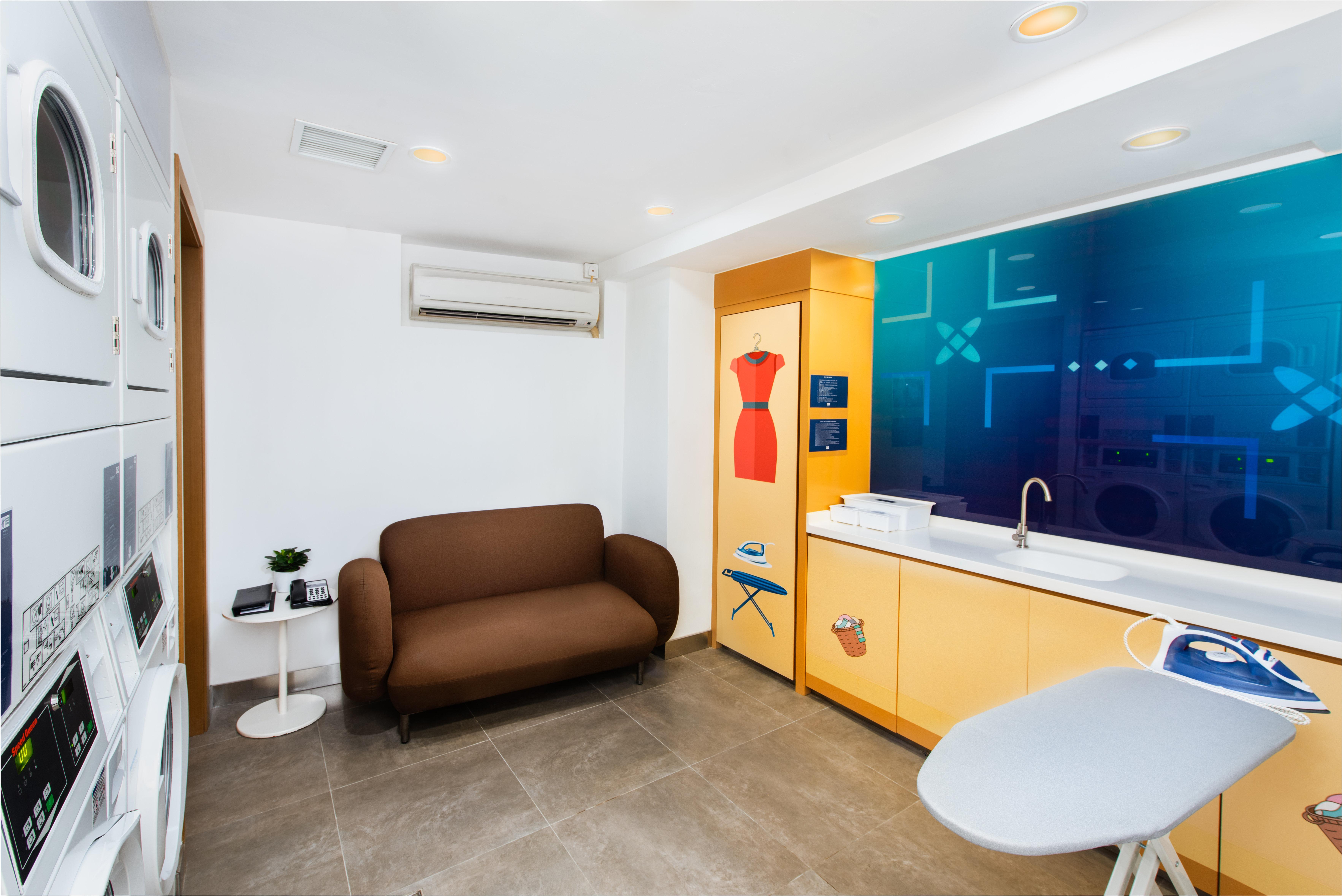 Holiday Inn Express Macau City Centre By Ihg מראה חיצוני תמונה